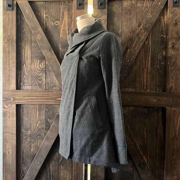 Atwell grey comfy front button sweater Sz- Small - Picture 2 of 12